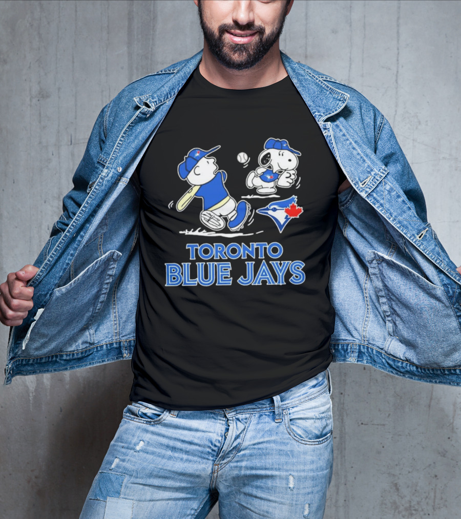 Toronto Blue Jays Charlie Brown Snoopy Baseball Peanuts MLB Collaboration T-Shirt