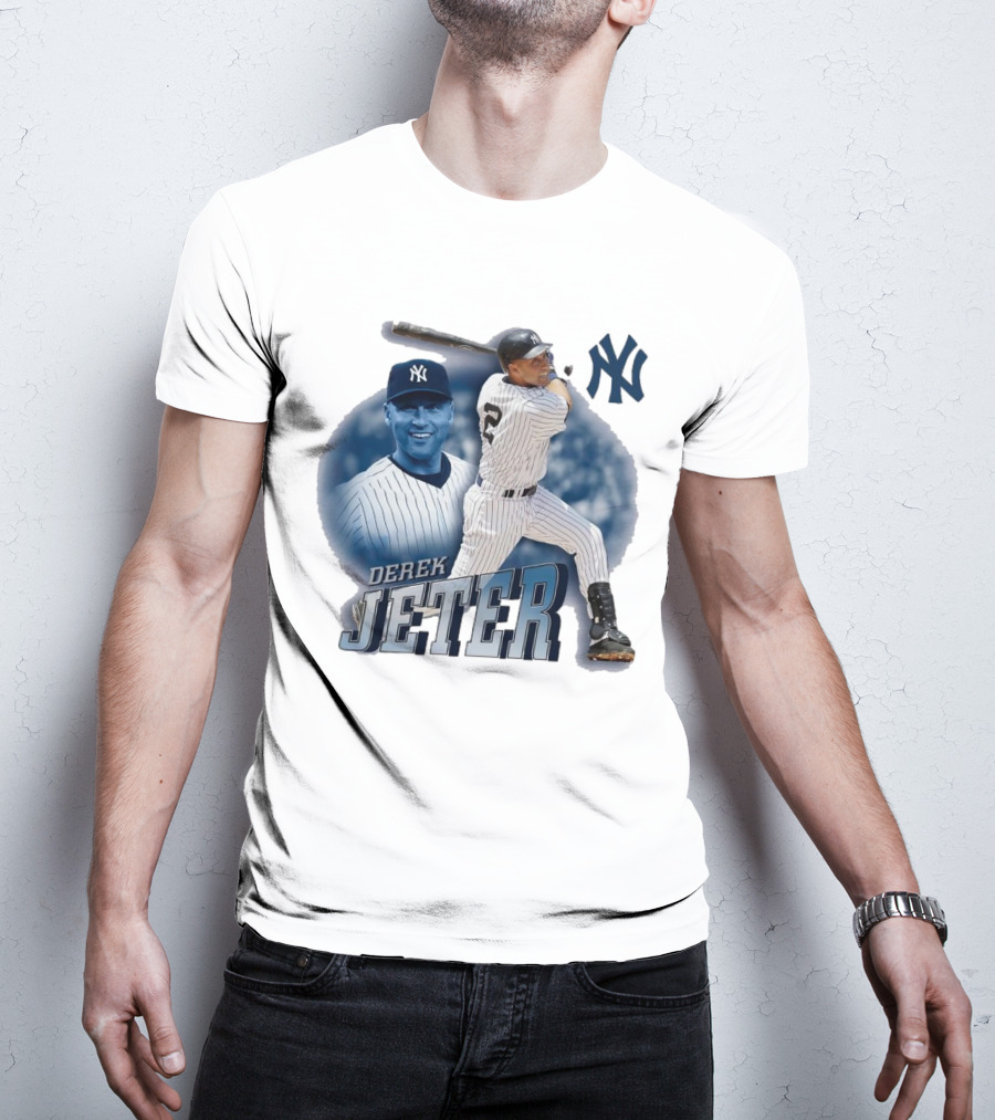 Derek Jeter New York Yankees Swing Baseball Legend T-Shirt