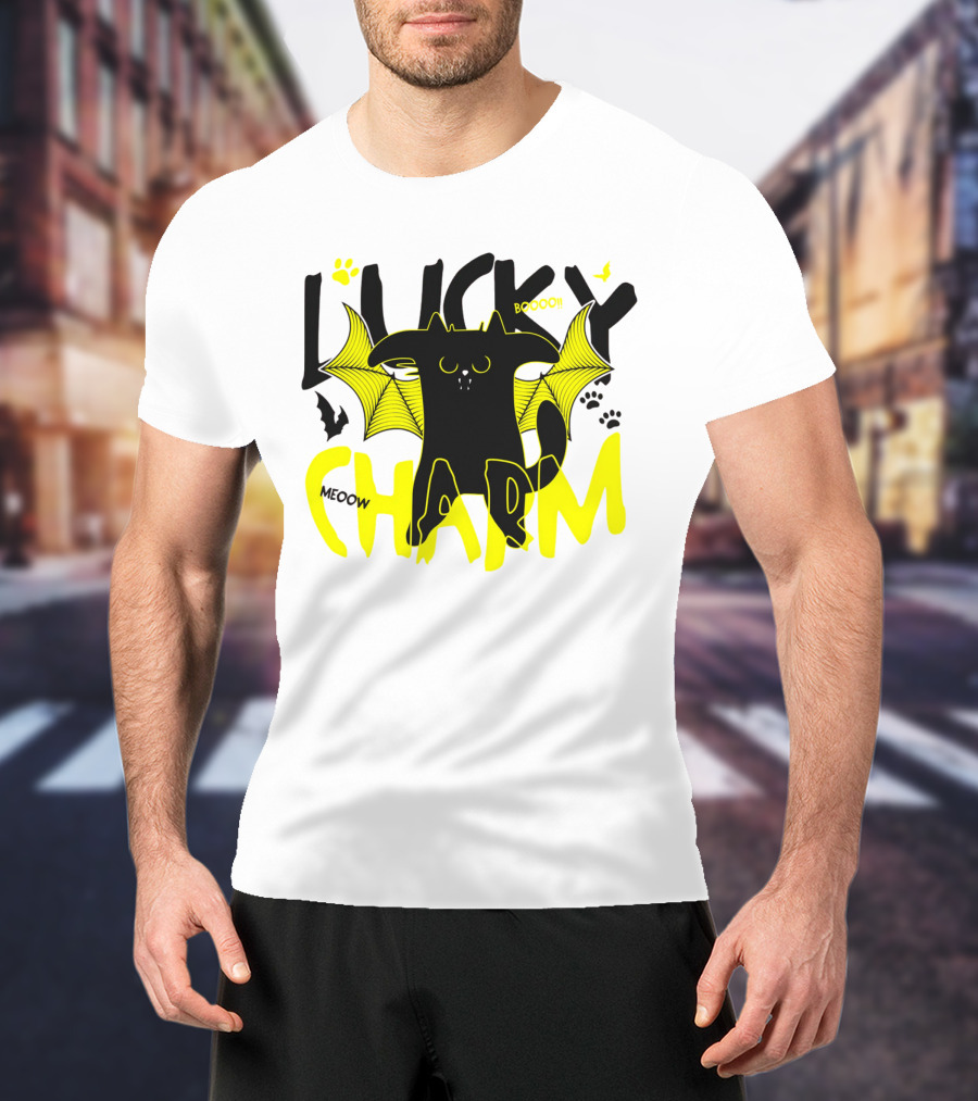 Lucky Charm Booo Meoow Bat Cat Halloween Paws T-Shirt