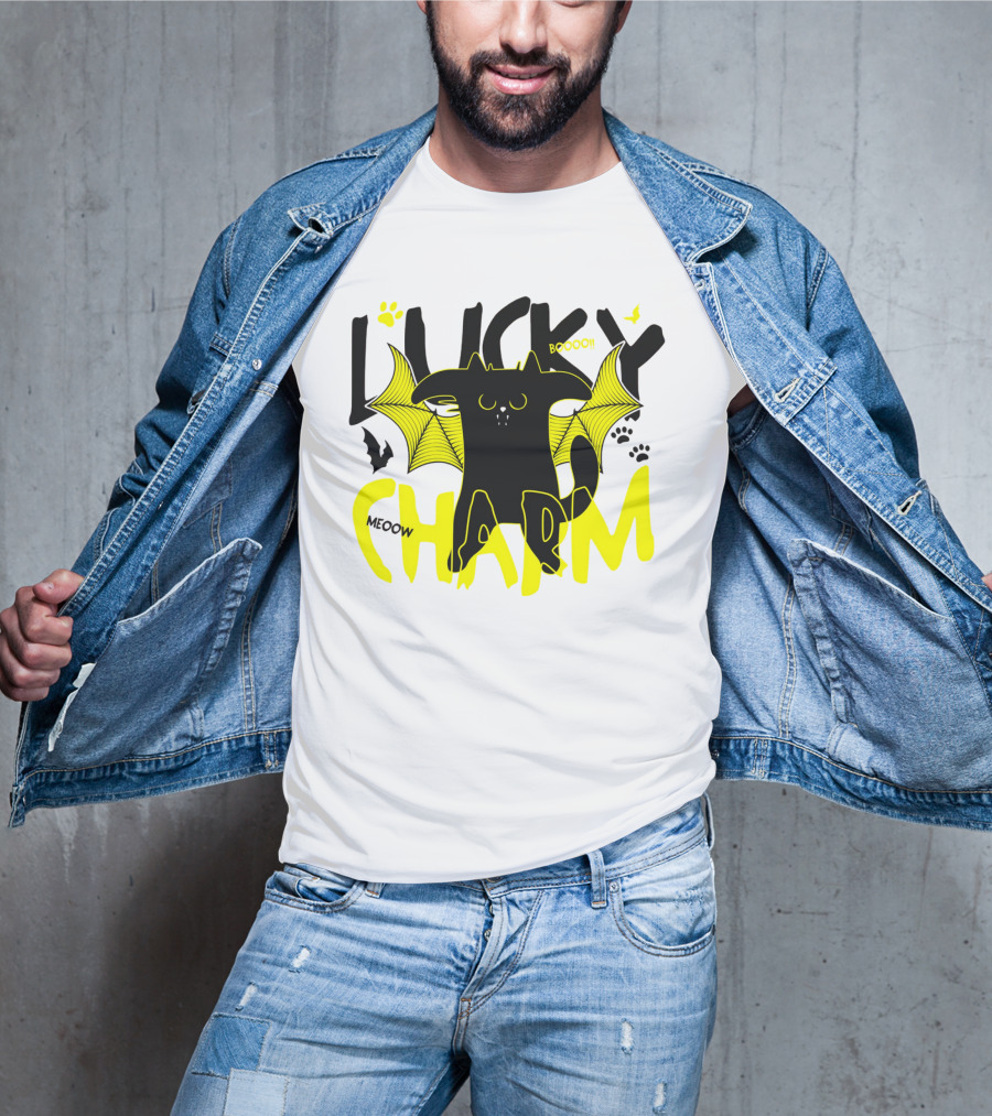 Lucky Charm Booo Meoow Bat Cat Halloween Paws T-Shirt