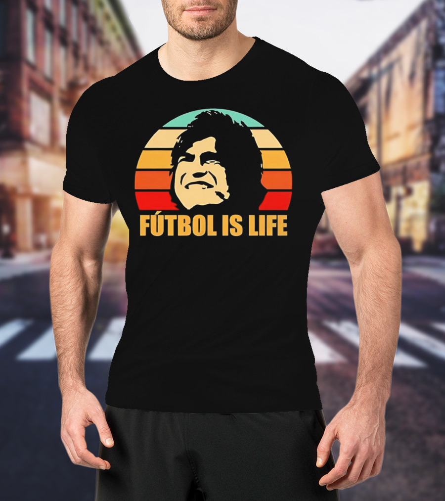 Fútbol Is Life Vintage Retro Sunset T-Shirt