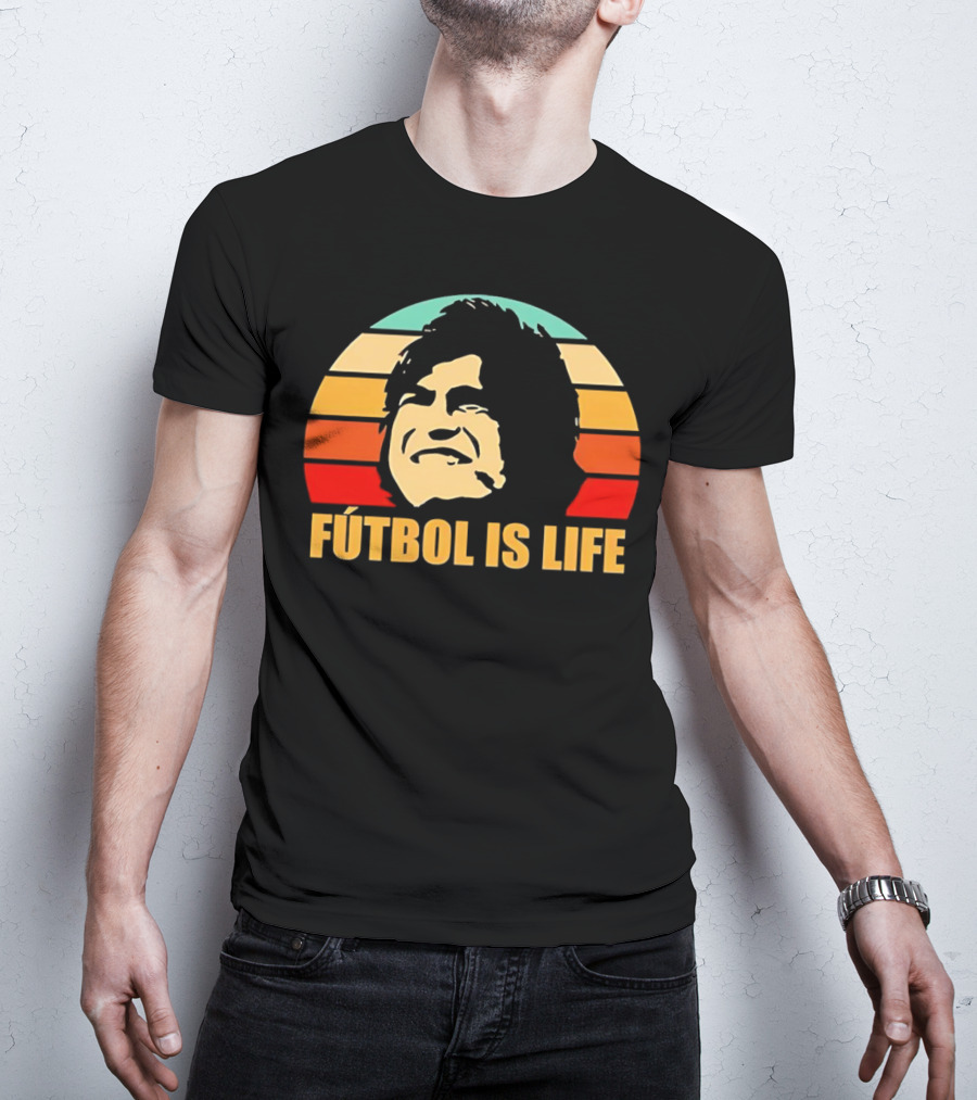 Fútbol Is Life Vintage Retro Sunset T-Shirt