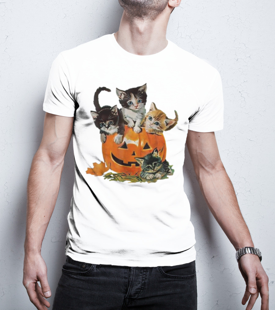 Vintage 90s Cat Pumpkin Halloween Spooky Season T-Shirt