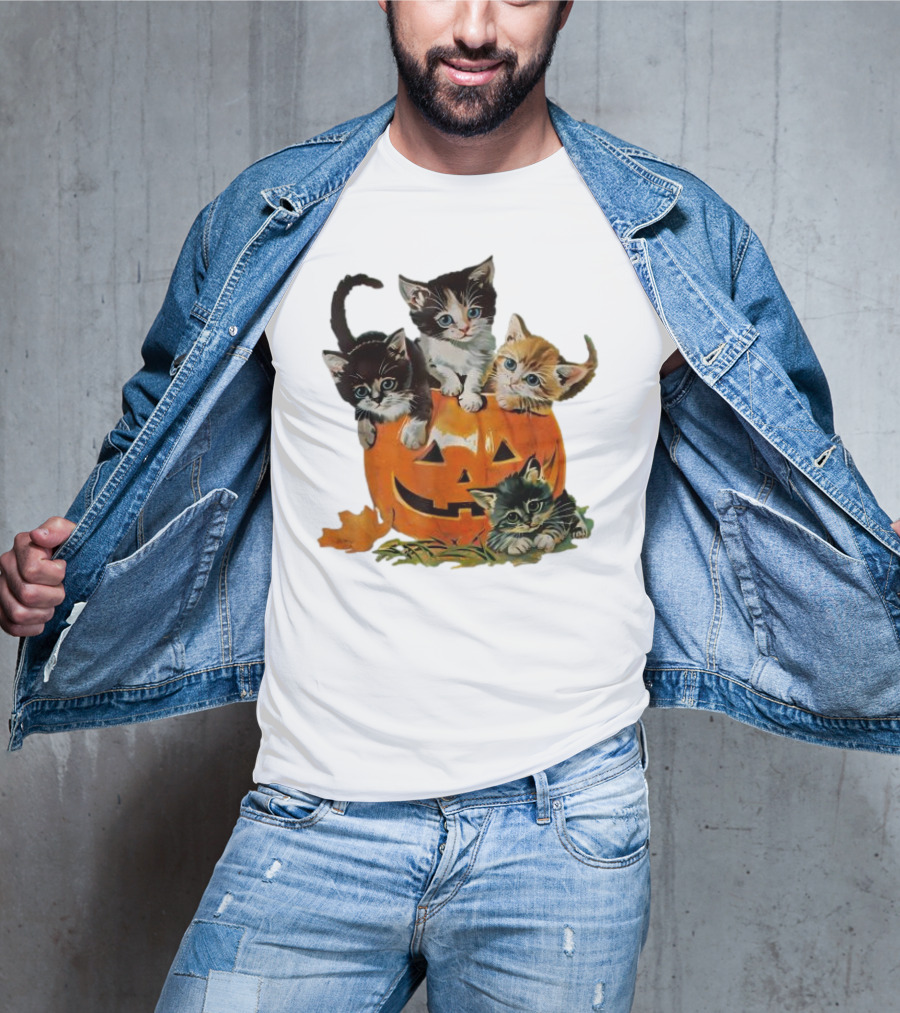 Vintage 90s Cat Pumpkin Halloween Spooky Season T-Shirt