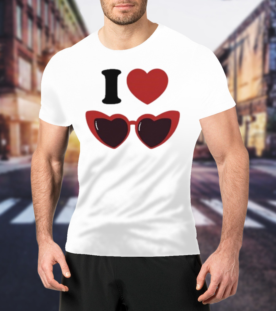 Chiara Oliver Camiseta I Love Chiara Heart Sunglasses T-Shirt