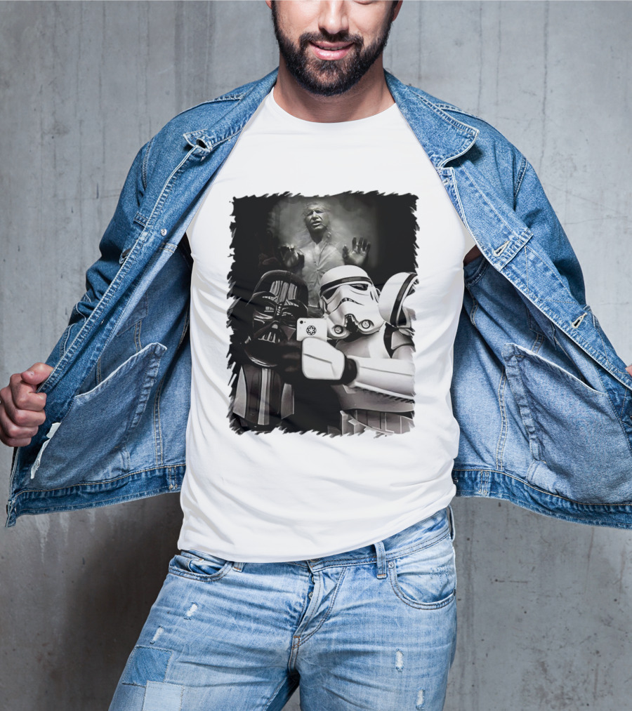 Star Wars Darth Vader And Stormtrooper Taking Selfie With Han Solo Frozen In Carbonite T-Shirt