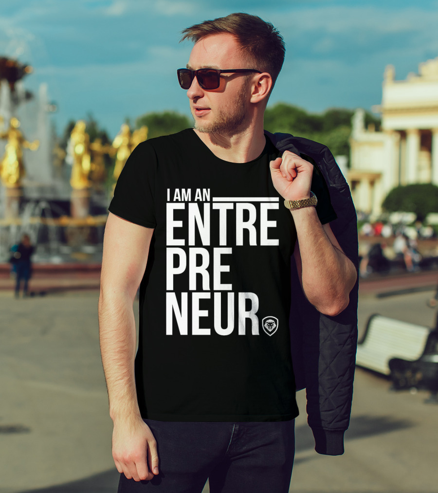 I Am An Entrepreneur Lion Shield Badge T-Shirt
