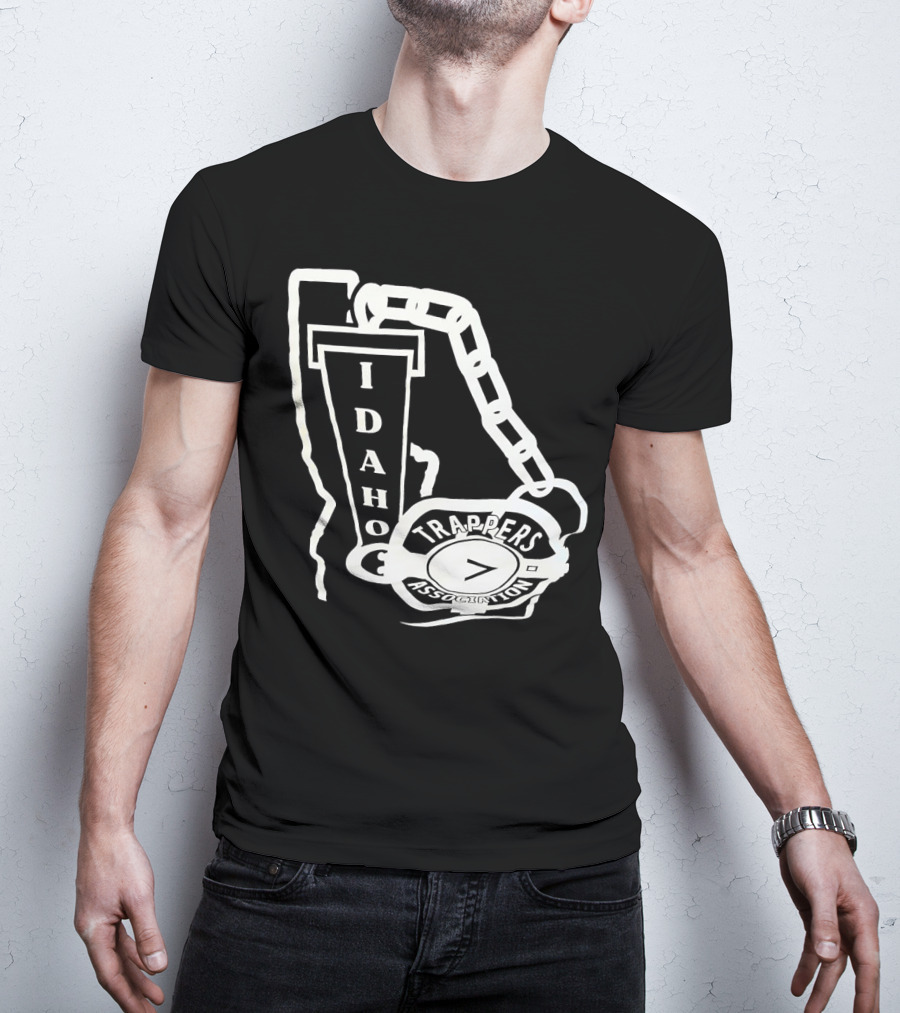 Idaho Trappers Association Logo With Trapper Symbol And Chain T-Shirt