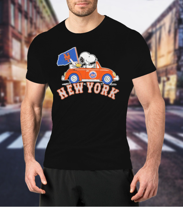 Snoopy Driving Car With New York Mets Flag T-Shirt