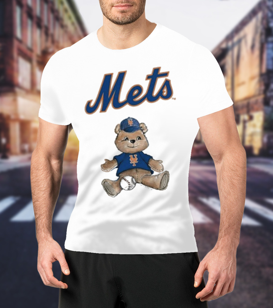 Mets Bear With Cap And Ball T-Shirt