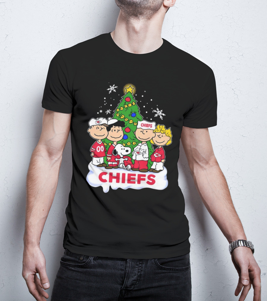Kansas City Chiefs Snoopy Peanuts Christmas Chiefs Holiday T-Shirt