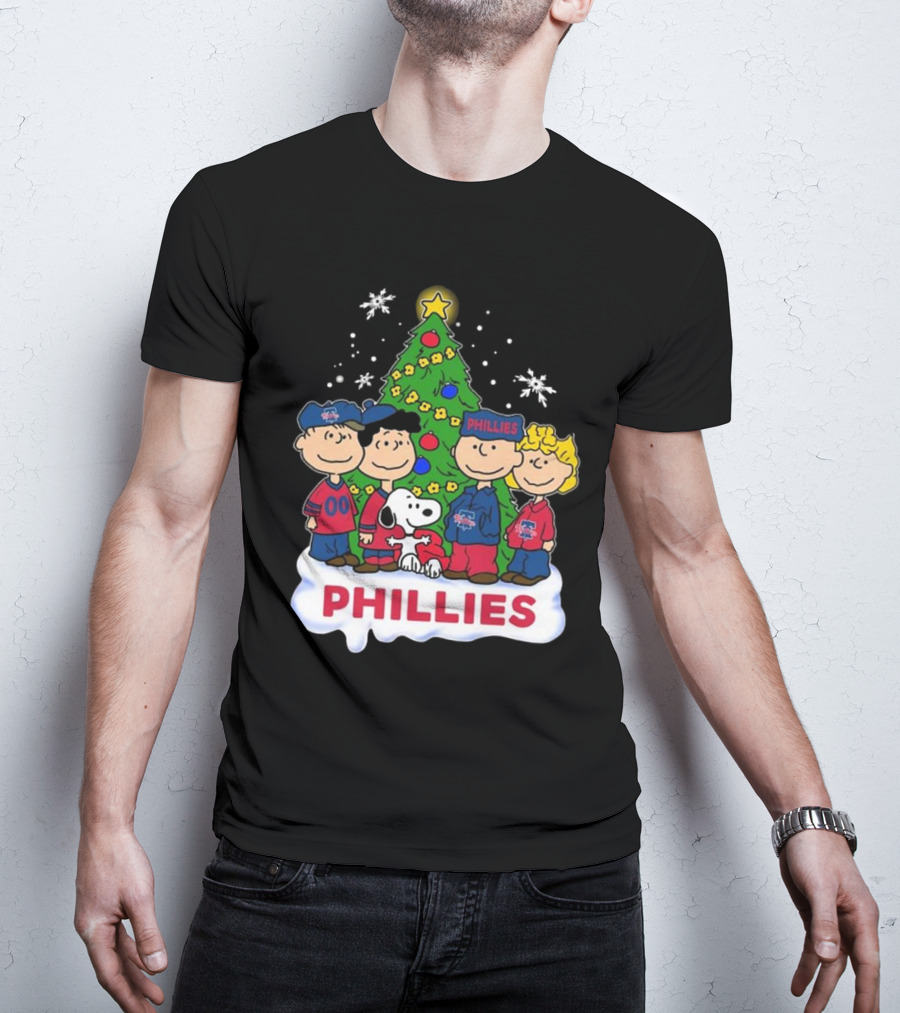 Philadelphia Phillies Snoopy Peanuts Christmas Tree T-Shirt