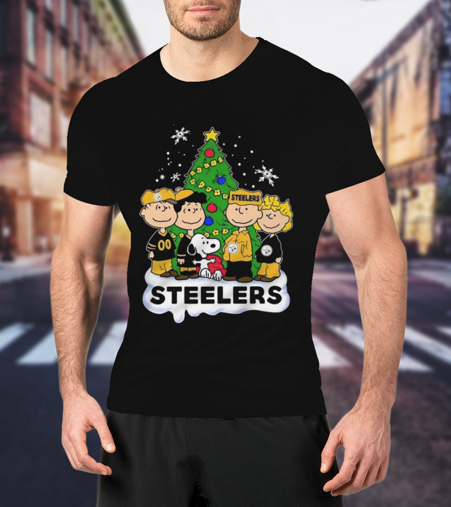 Snoopy And Friends Steelers Christmas T-Shirt