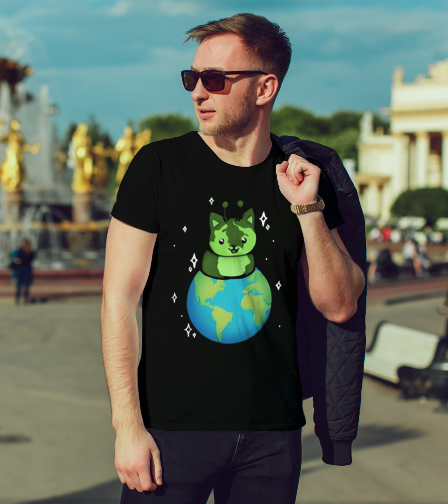 Cult Of Biscuit Alien Biscuit Cat Globe Stars T-Shirt