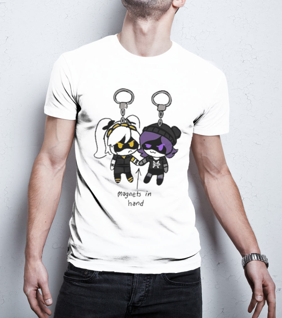 Juzi Chibi Keychain Magnets In Hand T-Shirt