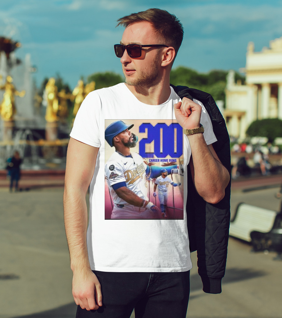 Los Angeles Dodgers Teoscar Hernandez 200 Career Home Runs Celebration T-Shirt