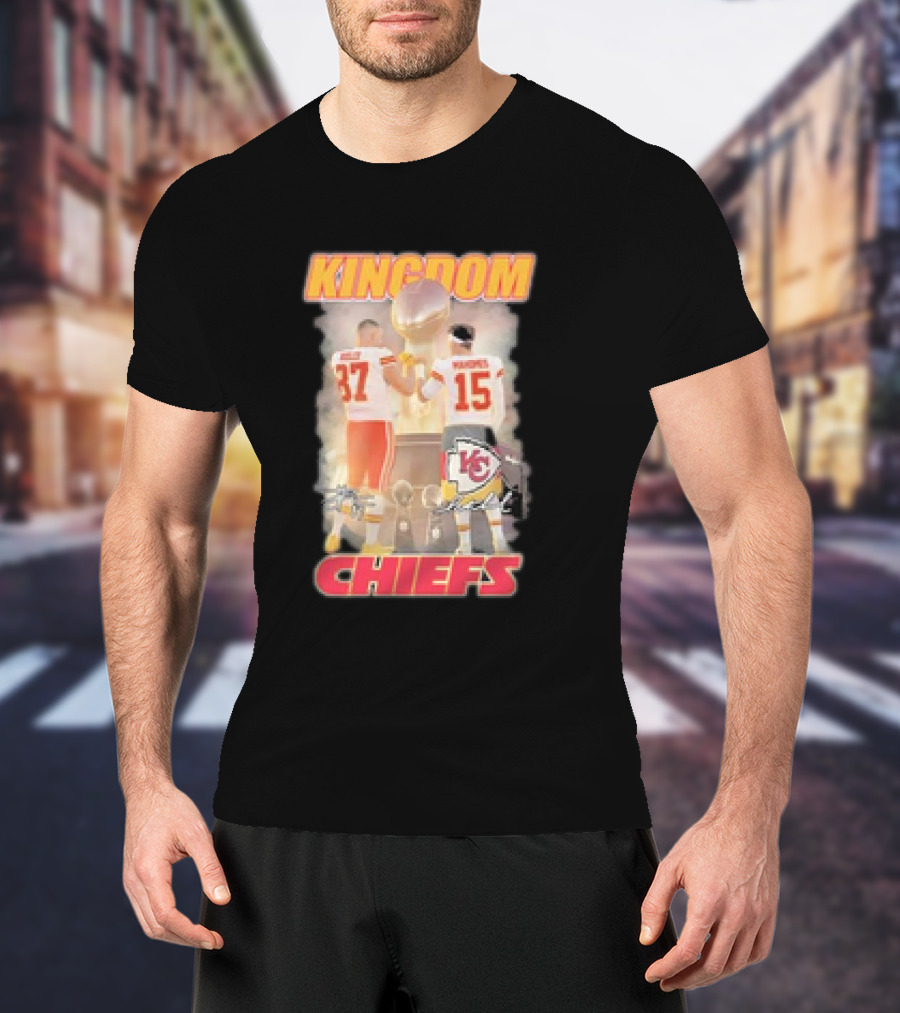 Chiefs Kingdom Travis Kelce Patrick Mahomes Trophy Celebration T-Shirt