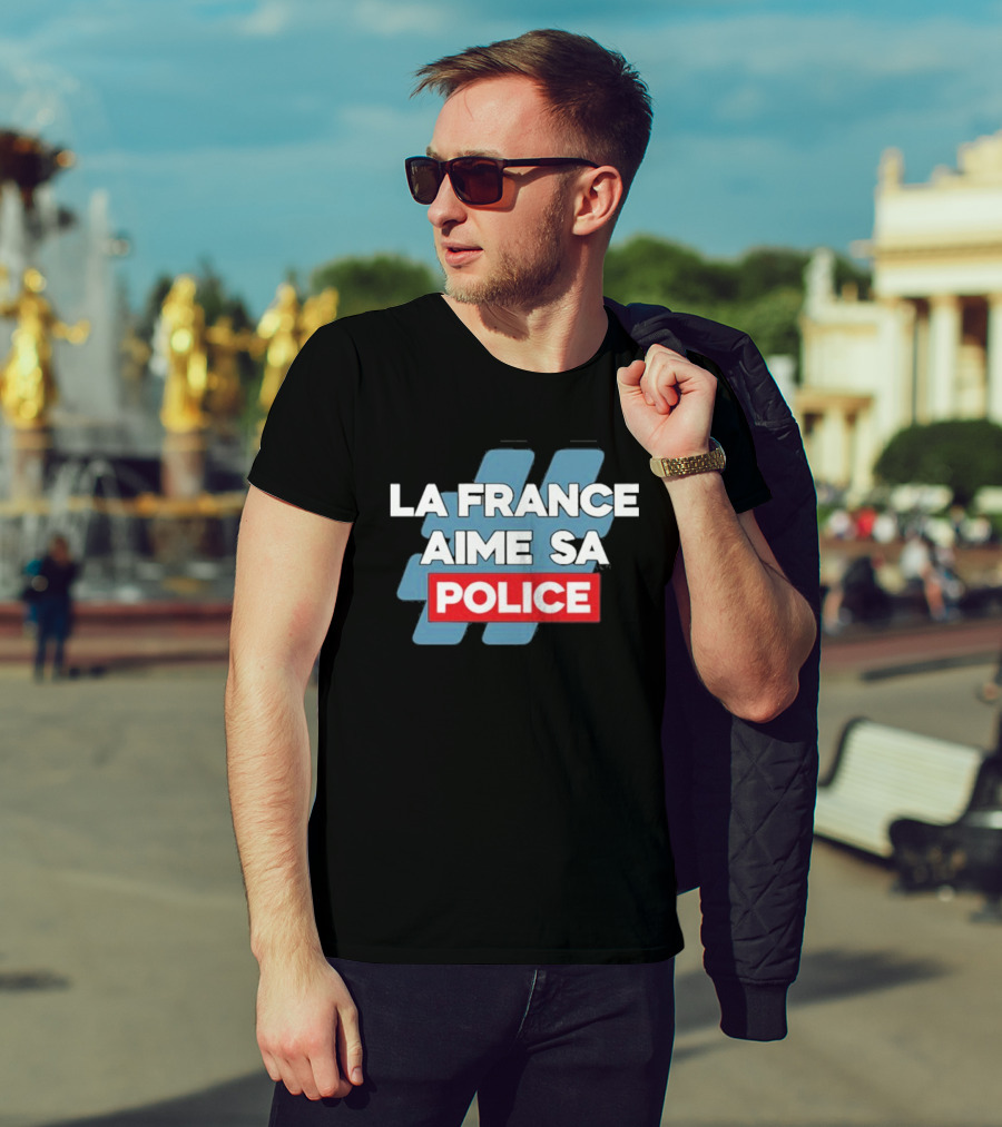 La France Aime Sa Police Hashtag Red Rectangle T-Shirt