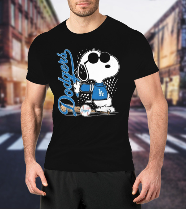Los Angeles Dodgers Snoopy MLB 2025 Peanuts Baseball Collaboration T-Shirt