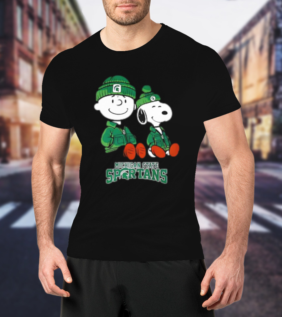 Snoopy And Charlie Brown Michigan State Spartans Green Apparel T-Shirt