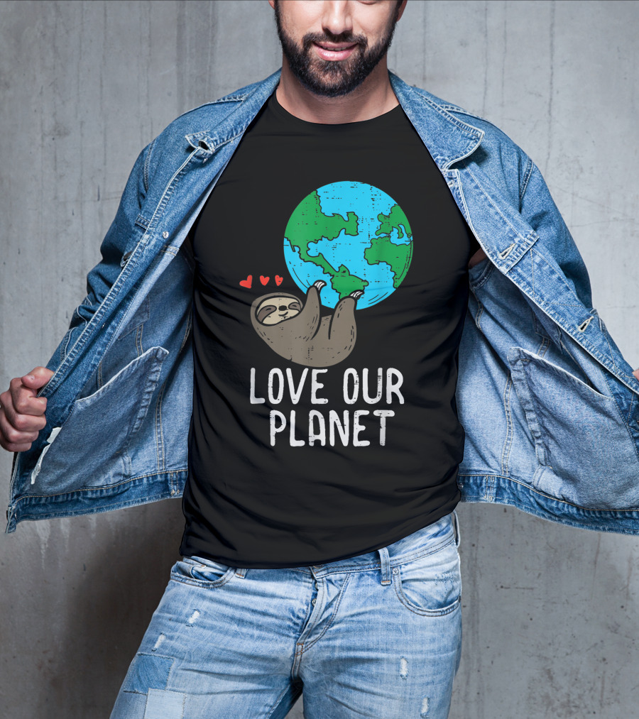 Love Our Planet Sloth Hanging Earth Day Cute Men Hearts Earth T-Shirt