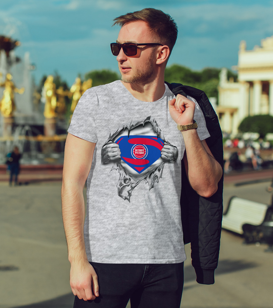 Detroit Pistons Superman Logo Tear Open T-Shirt