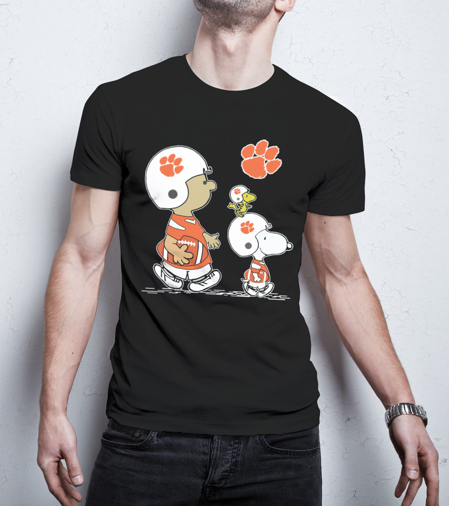 Clemson Tigers Snoopy Woodstock Peanuts Football Character Collaboration T-Shirt