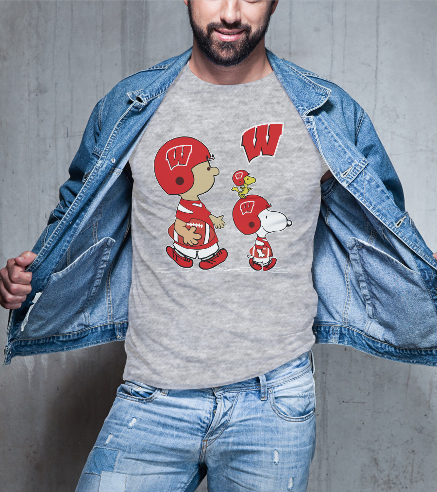 Wisconsin Badgers Snoopy Football Helmet Peanuts Characters Walking Together T-Shirt