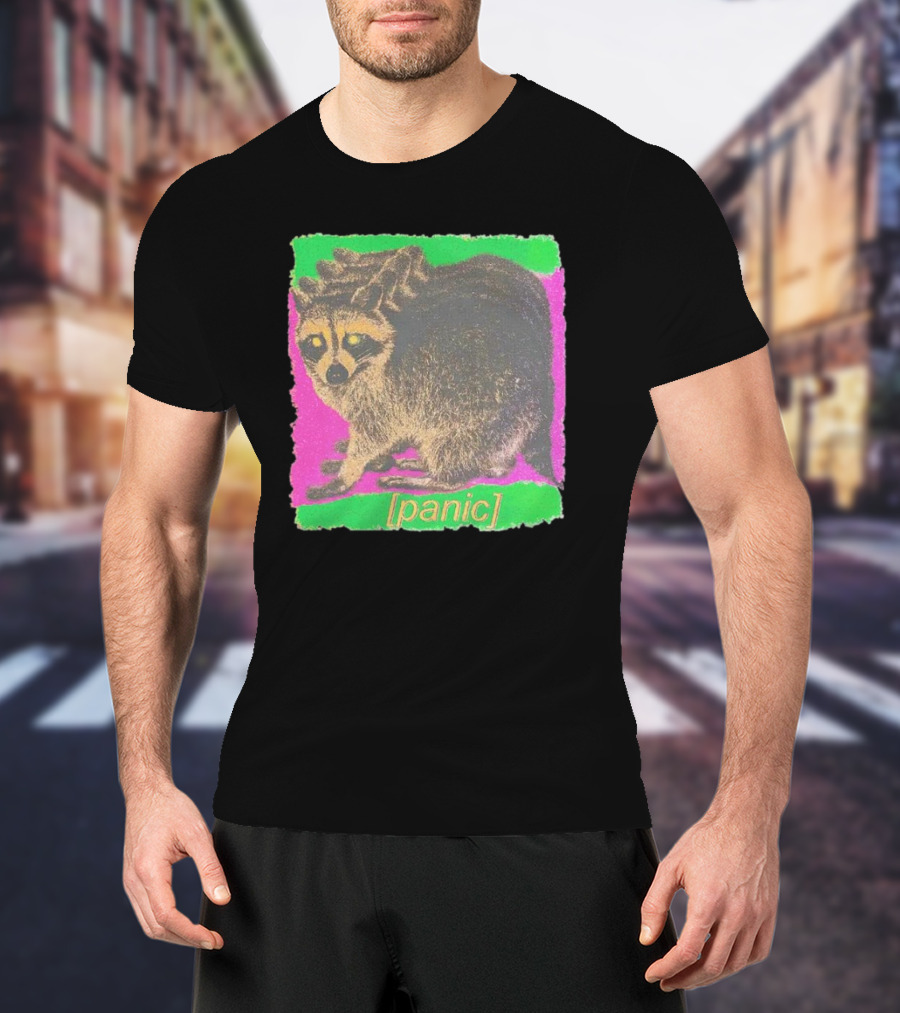 Raccoon [panic] Colorful Retro T-Shirt