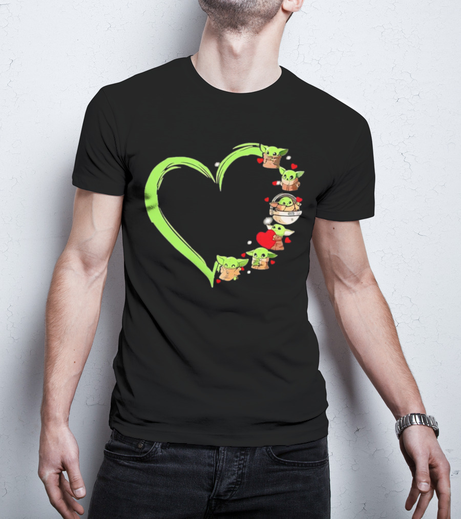 Baby Yoda Cute Heart Green Outline Mandalorian Grogu Love T-Shirt