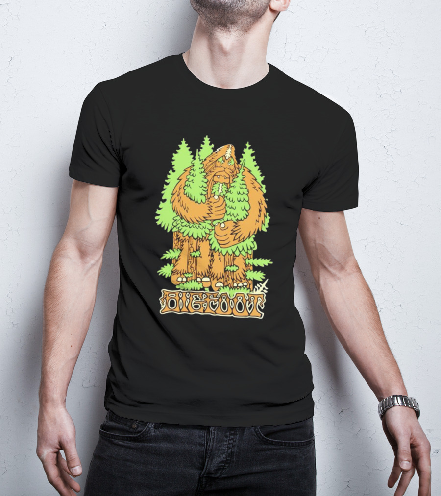 Bigfoot Hug Tree Forest Creature Retro T-Shirt