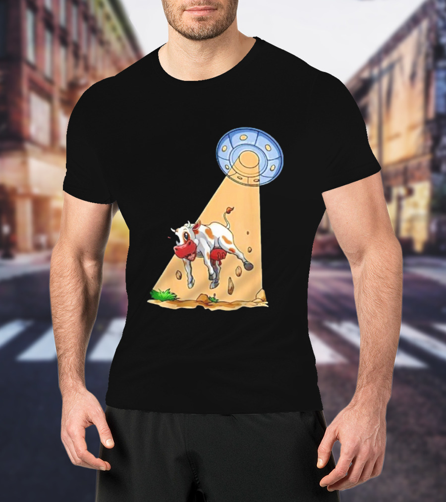 Cow Abduction UFO Alien Cow Abducted Beam Tractor T-Shirt