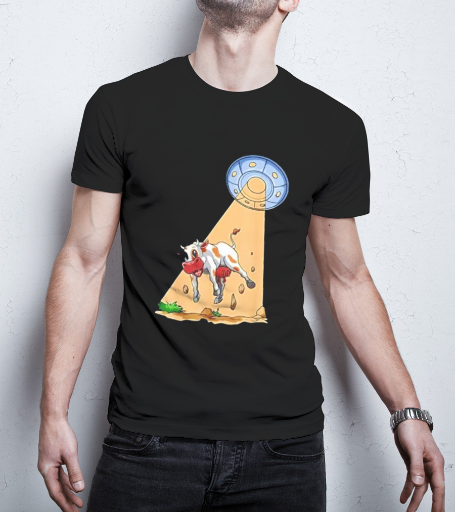Cow Abduction UFO Alien Cow Abducted Beam Tractor T-Shirt