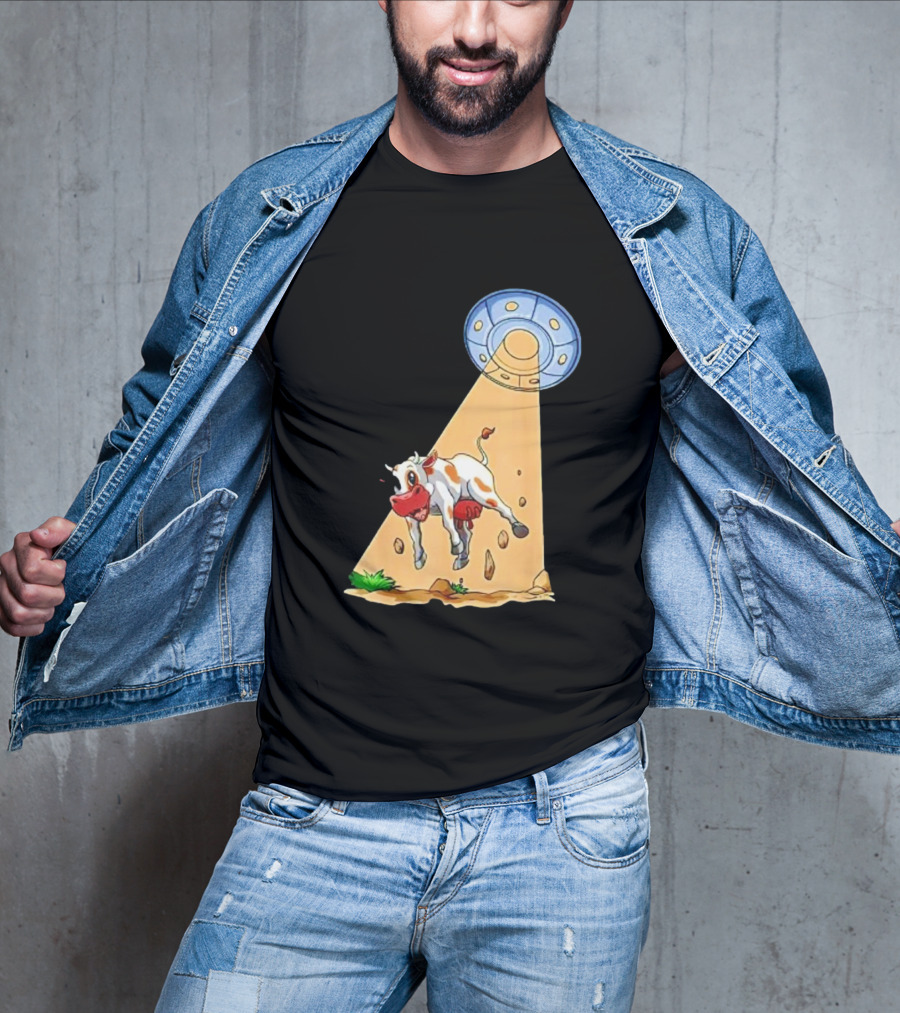 Cow Abduction UFO Alien Cow Abducted Beam Tractor T-Shirt