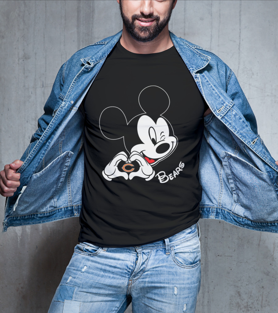 Mickey Heart Chicago Bears Fan T-Shirt