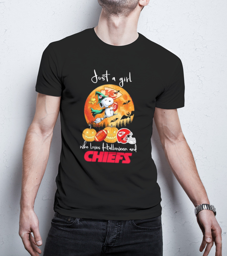 Just A Girl Who Loves Halloween And Chiefs Snoopy Witch T-Shirt