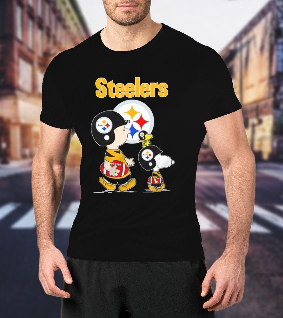 Peanuts Characters With Steelers Football Helmets T-Shirt