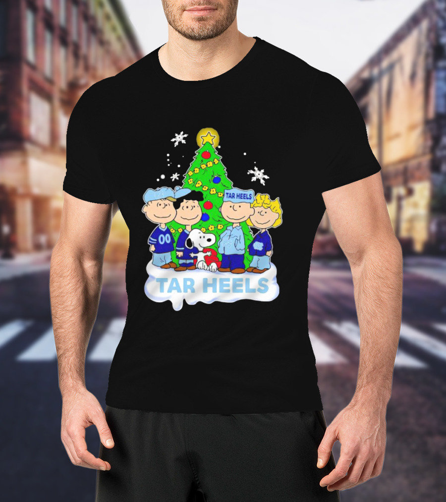 Tar Heels Peanuts Characters By Christmas Tree Holiday Scene T-Shirt