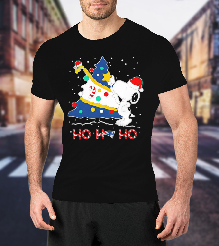 Snoopy Woodstock Decorating Christmas Tree New England Patriots Ho Ho Ho T-Shirt