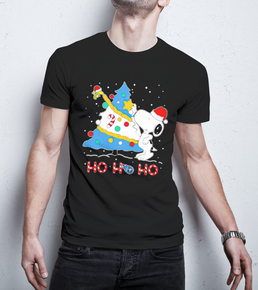 Snoopy And Woodstock Decorating Christmas Tree Tennessee Titans Ho Ho Ho T-Shirt