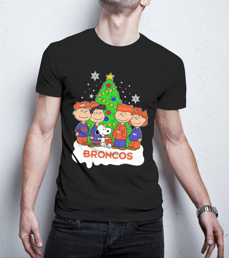Peanuts Characters Denver Broncos Christmas Tree Scene T-Shirt