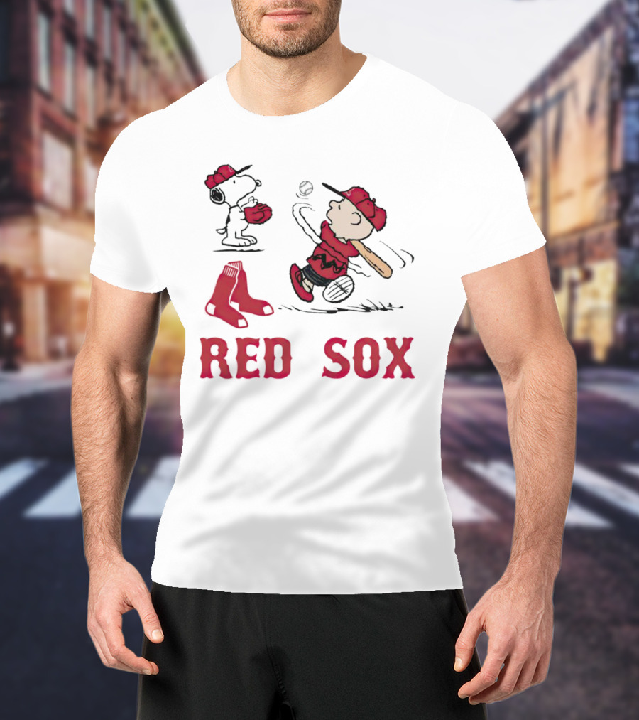 Charlie Brown Snoopy Boston Red Sox Baseball Play Peanuts Characters T-Shirt
