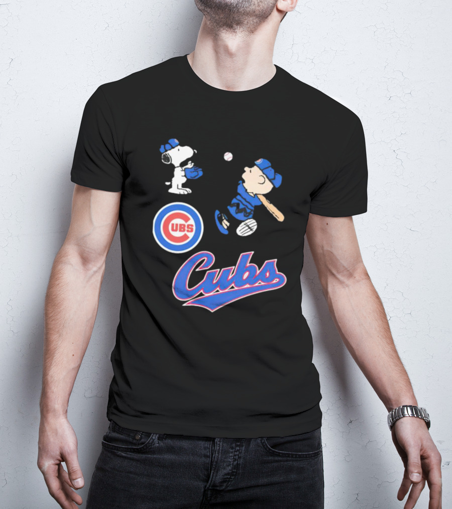 Snoopy And Charlie Brown In Chicago Cubs Baseball Uniforms T-Shirt