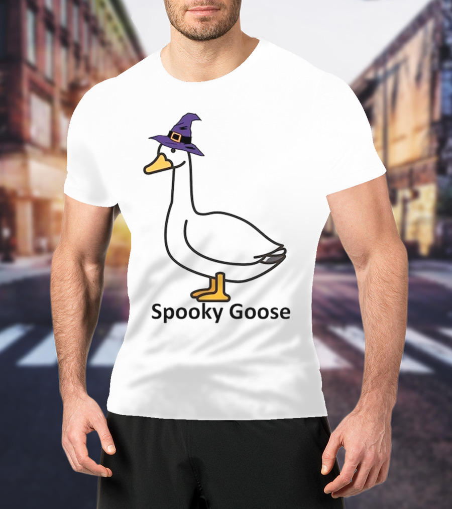 Spooky Goose Witch Hat Funny Goose Halloween T-Shirt