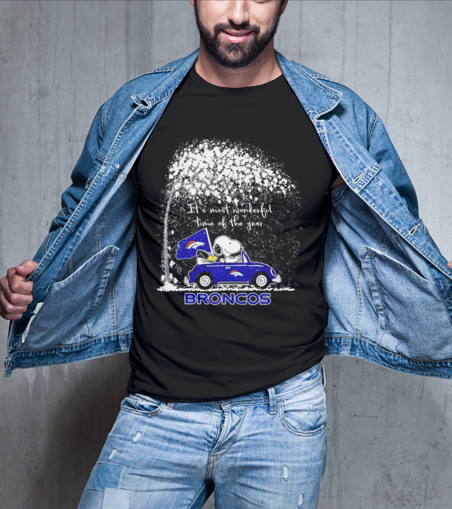 Snoopy And Woodstock Broncos It’s Most Wonderful Time Of The Year Winter Scene T-Shirt