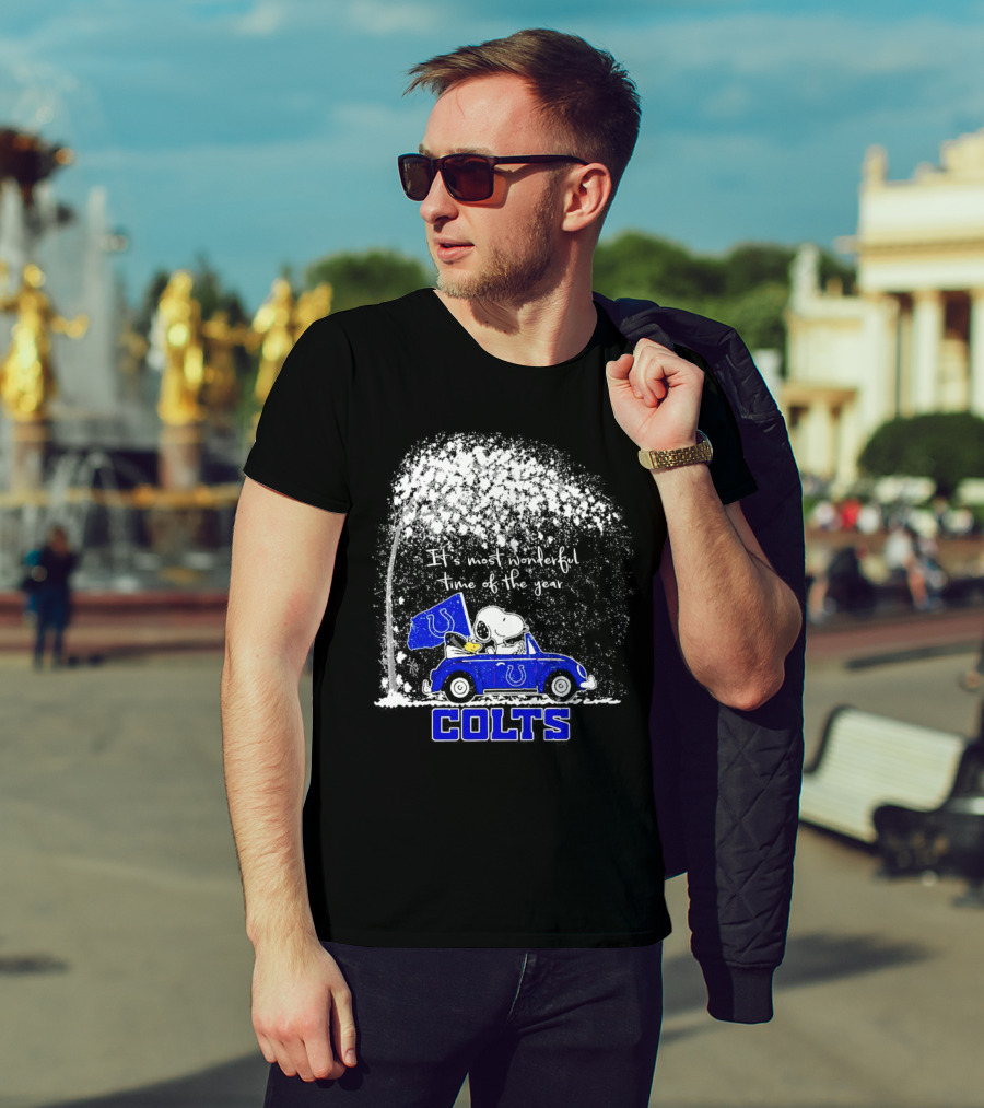 Snoopy And Woodstock Colts It's Most Wonderful Time Of The Year Winter Car Scene T-Shirt