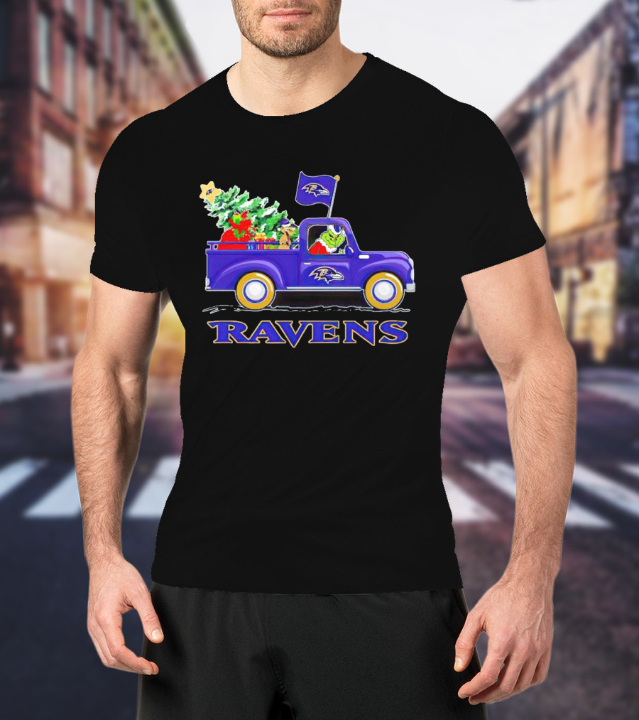 Grinch Driving Baltimore Ravens Christmas Truck T-Shirt