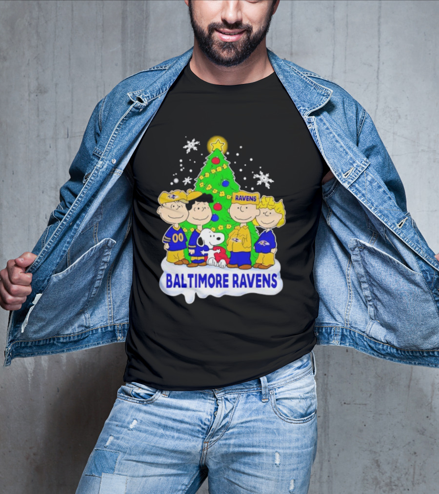 Baltimore Ravens Christmas Tree With Peanuts Characters T-Shirt