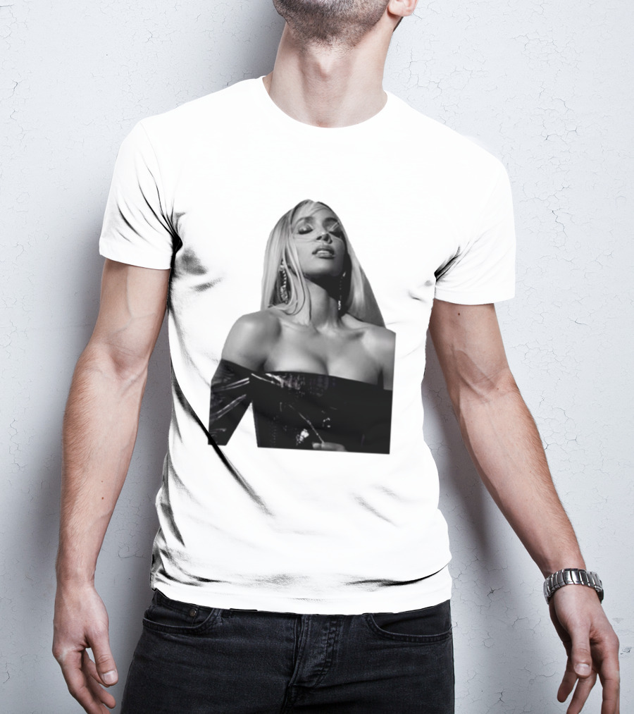Kelly Rowland Krew Iconic Black And White Fashion Pose T-Shirt