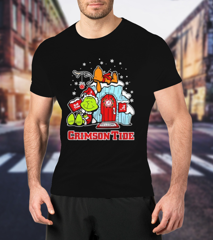 Alabama Crimson Tide Grinch And Snoopy Welcome Merry Xmas T-Shirt